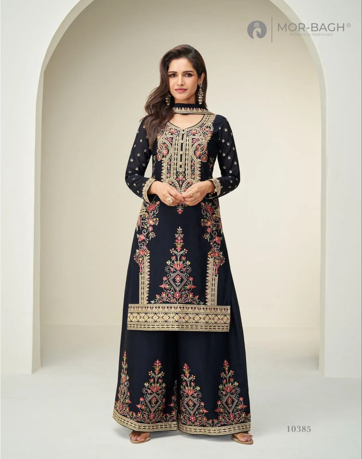 Aashirwad  Alisha-10385