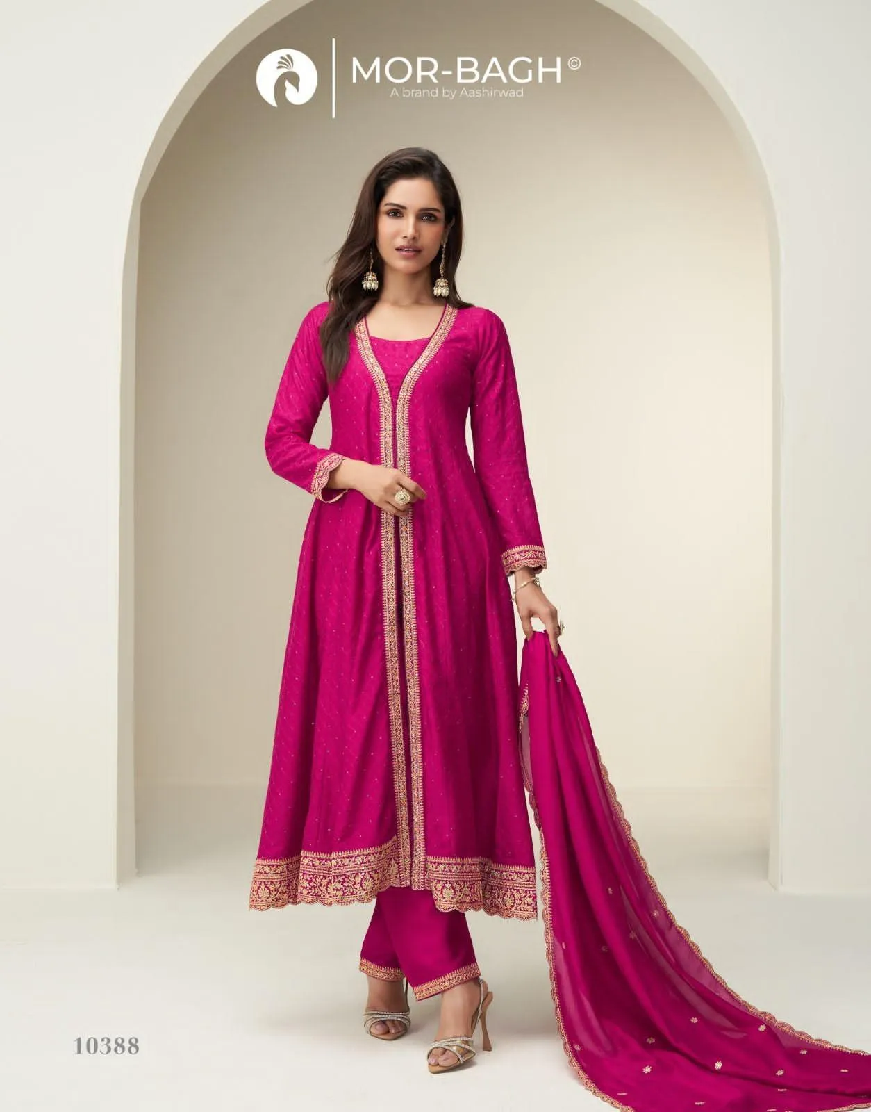 Aashirwad Charvi-10388