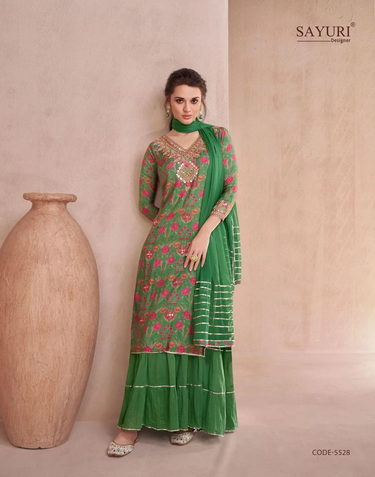 Sayuri Dahleez - 5528