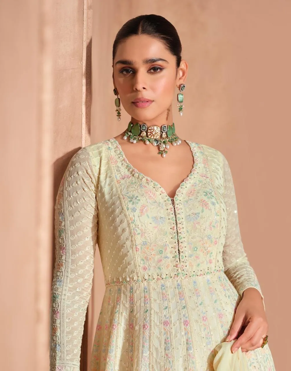 Sayuri Izhaar - 5678 - Image 2