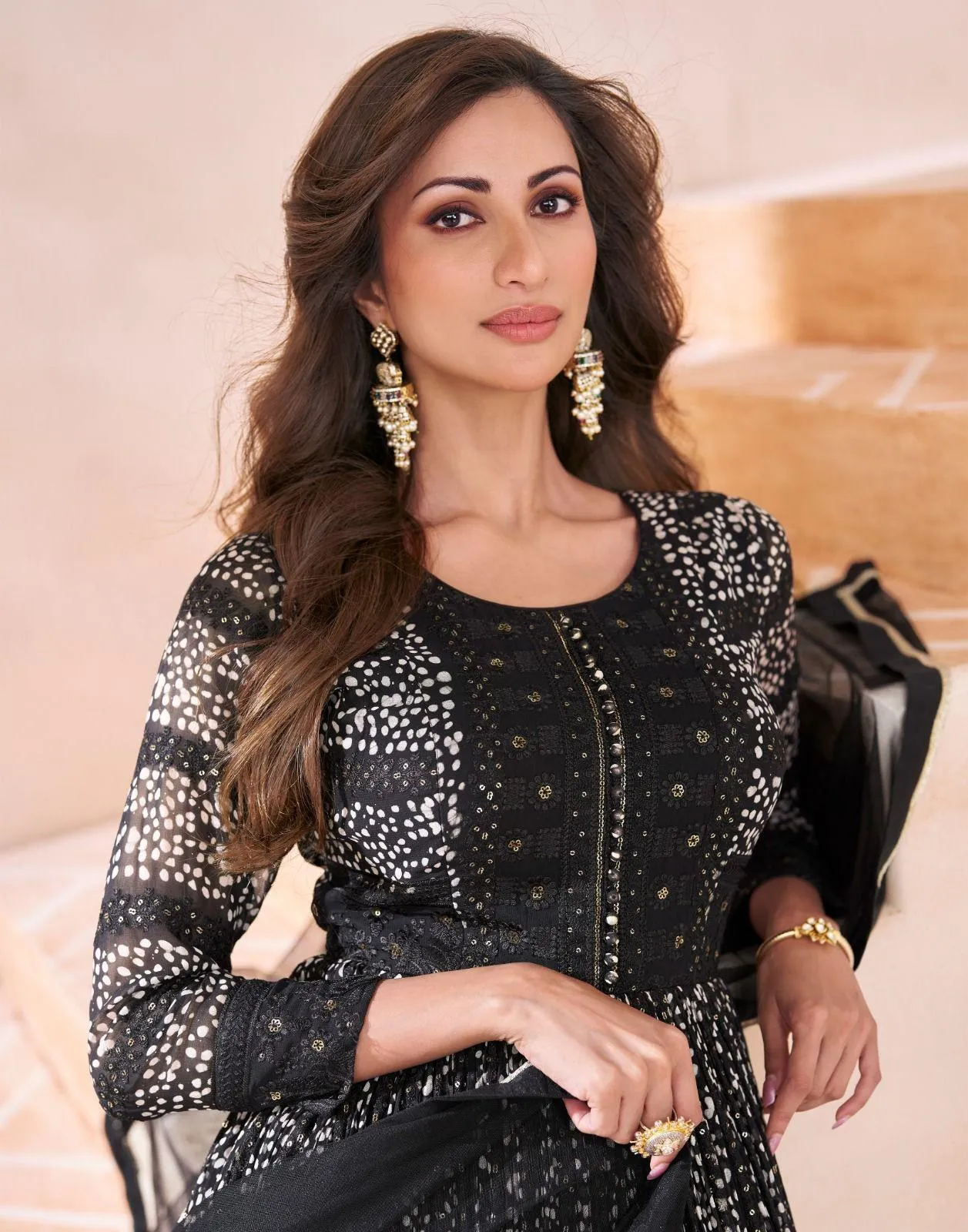 Sayuri Kasheesh - 5556 - Image 3
